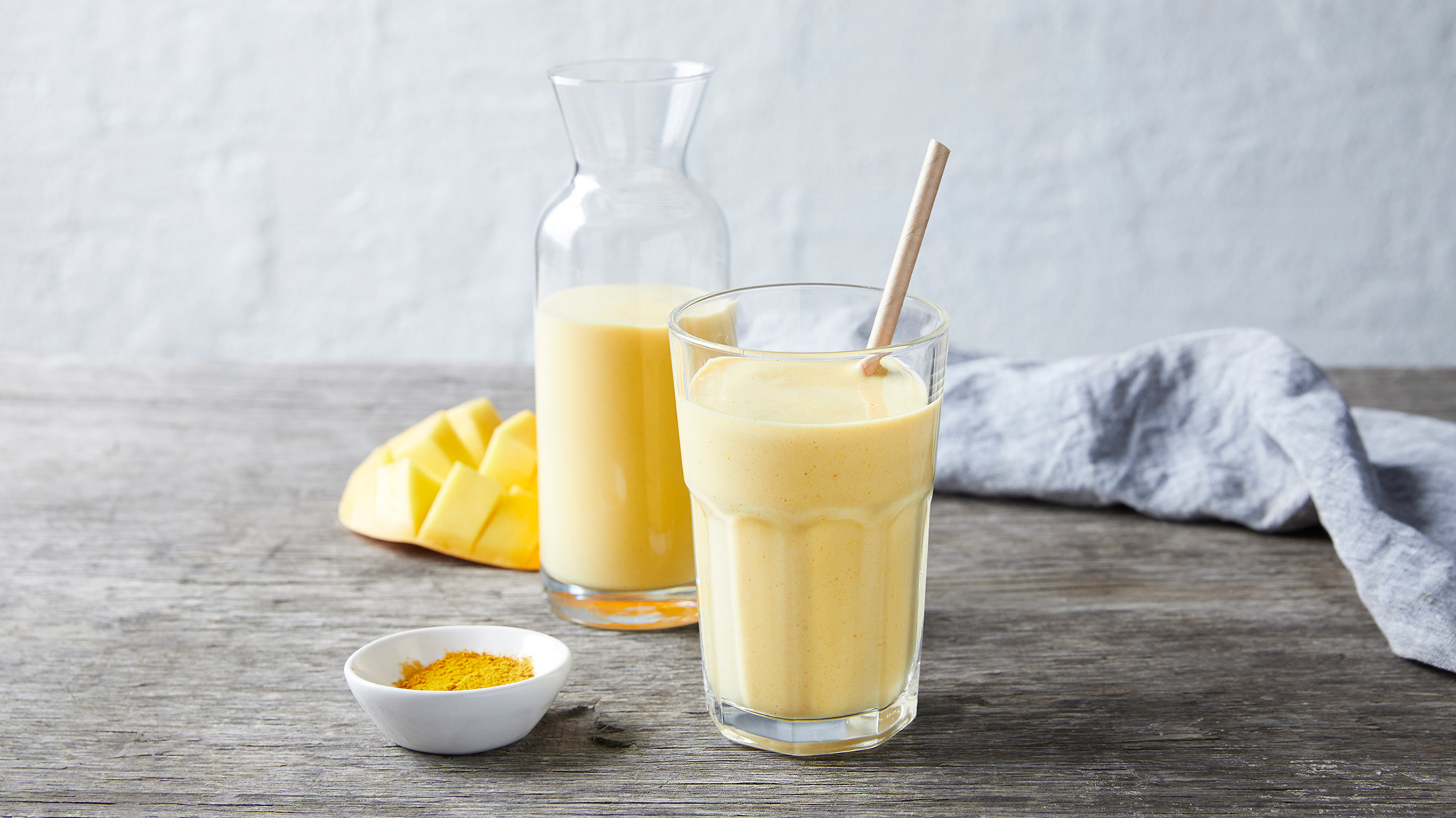 Mango & Turmeric Smoothie