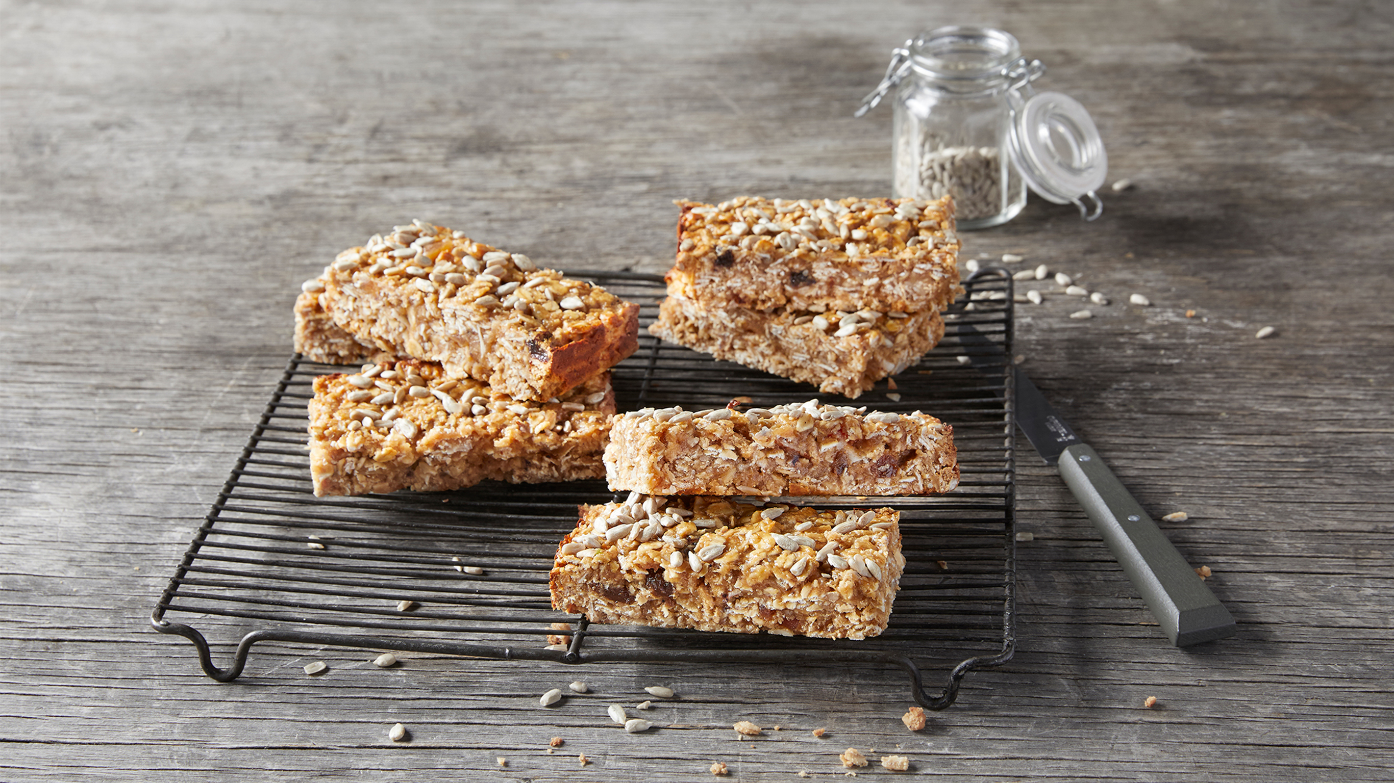 Power Plus Bars from the Centr meal plan.