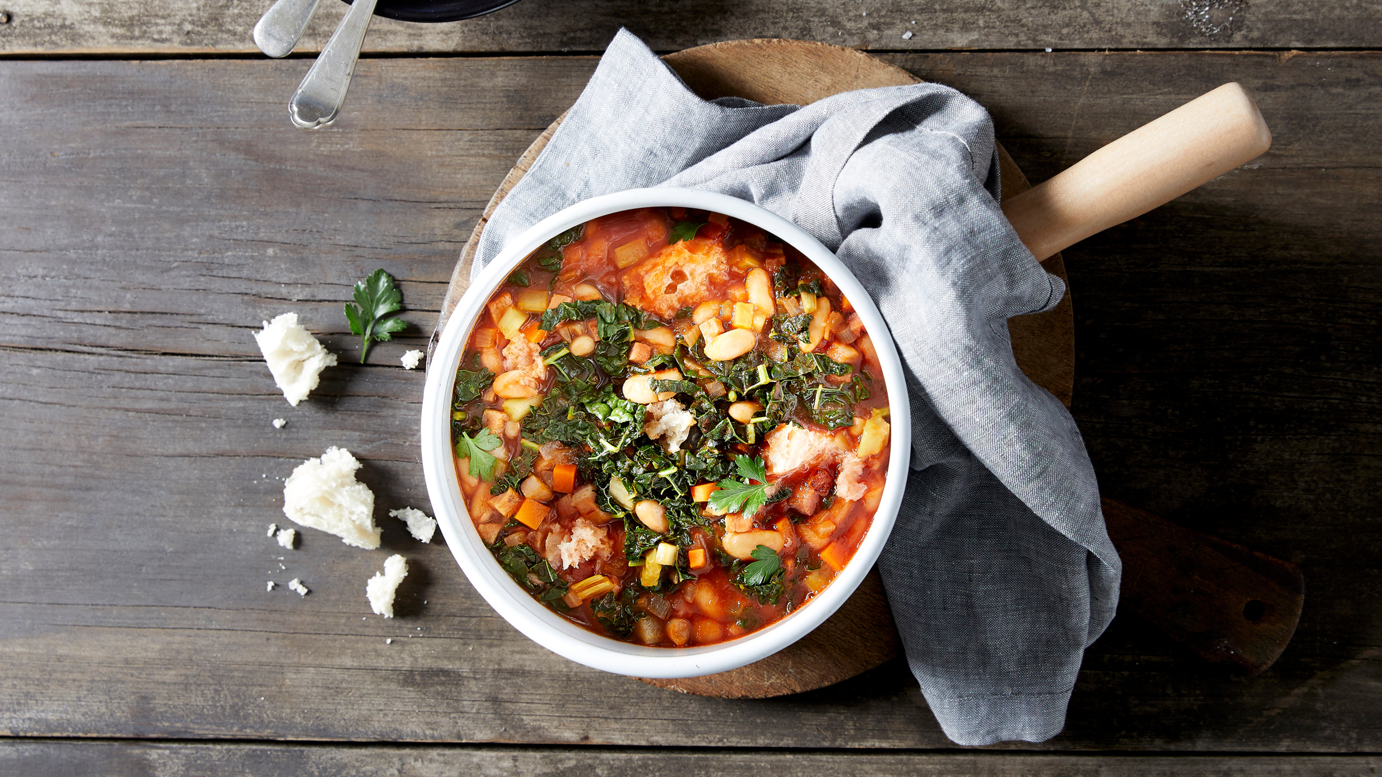 Ribollita (Tuscan Vegetable Soup)