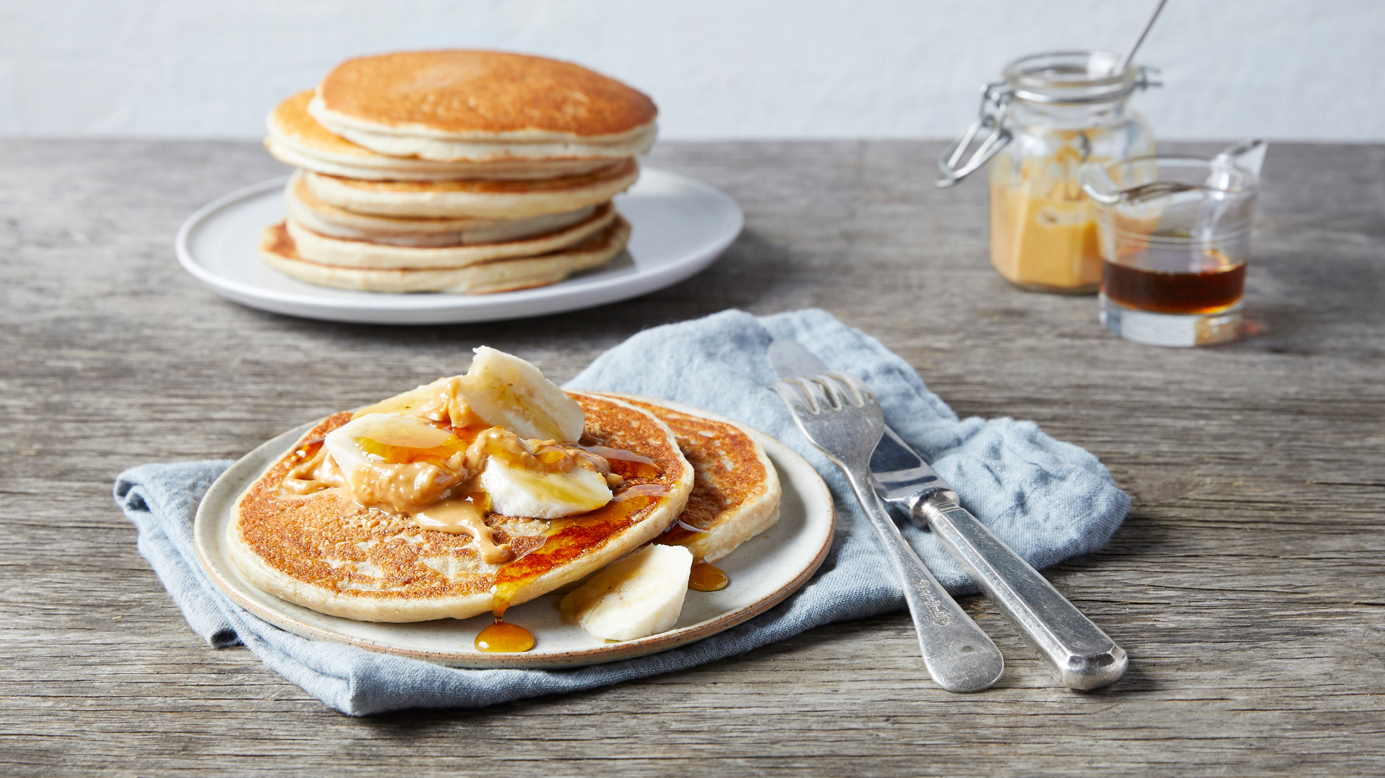 Peanut Butter & Banana Pancakes