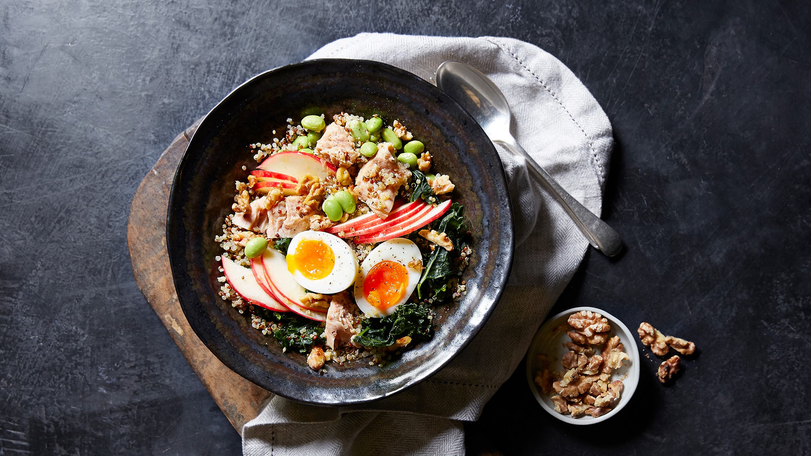 Tuna, Apple & Quinoa Salad Bowl