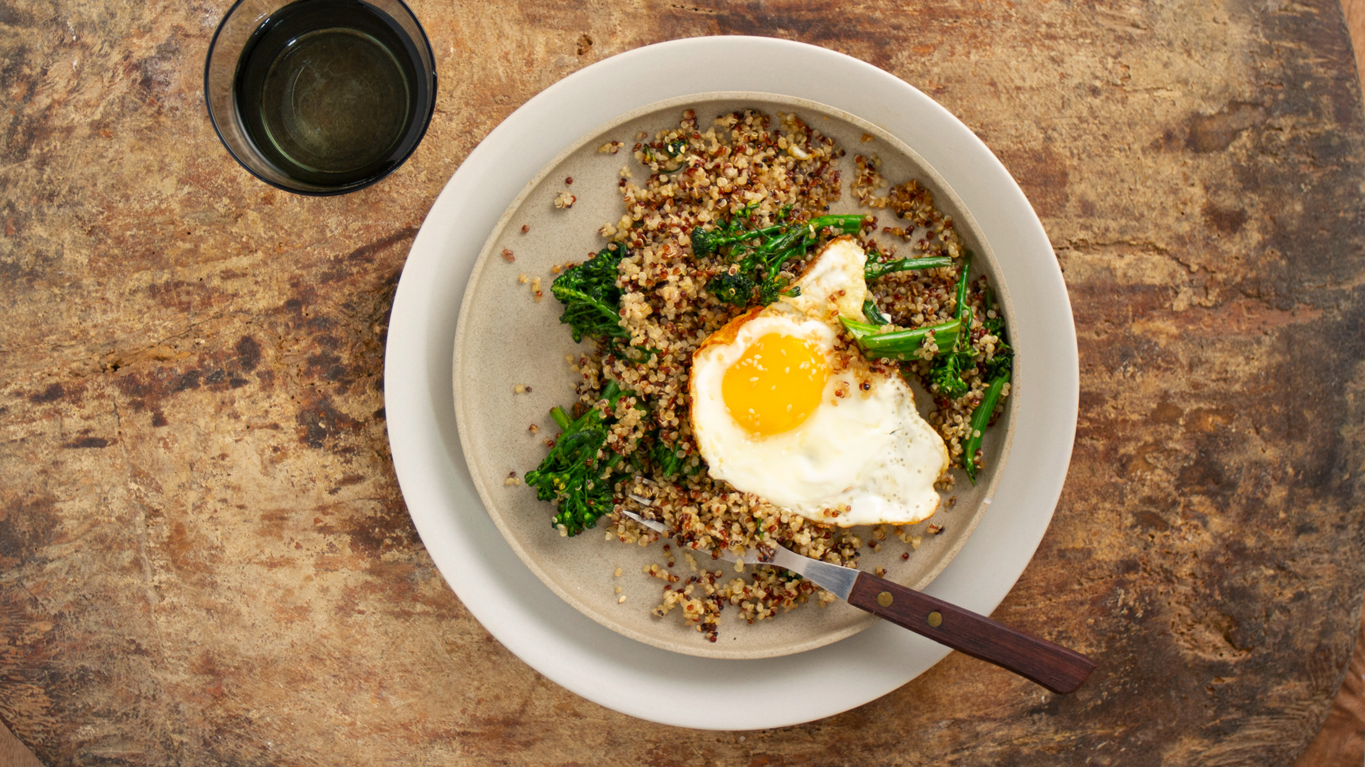Dan's Fried Egg, Crispy Quinoa & Broccoli