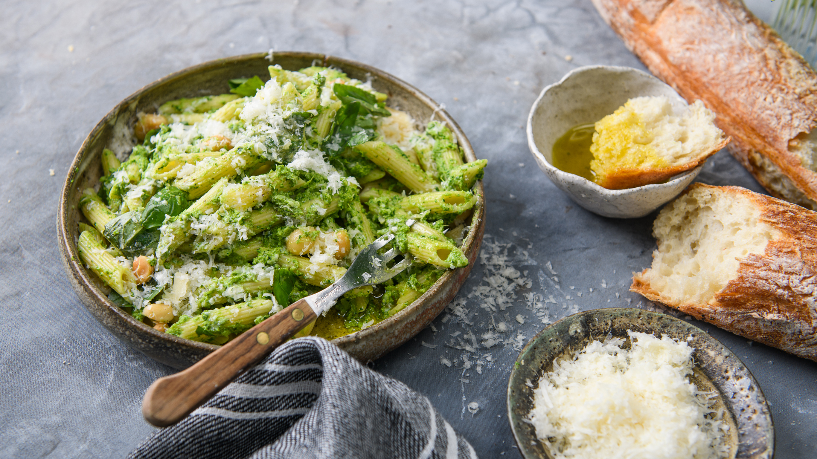 Darren's Super Greens Pesto Pasta