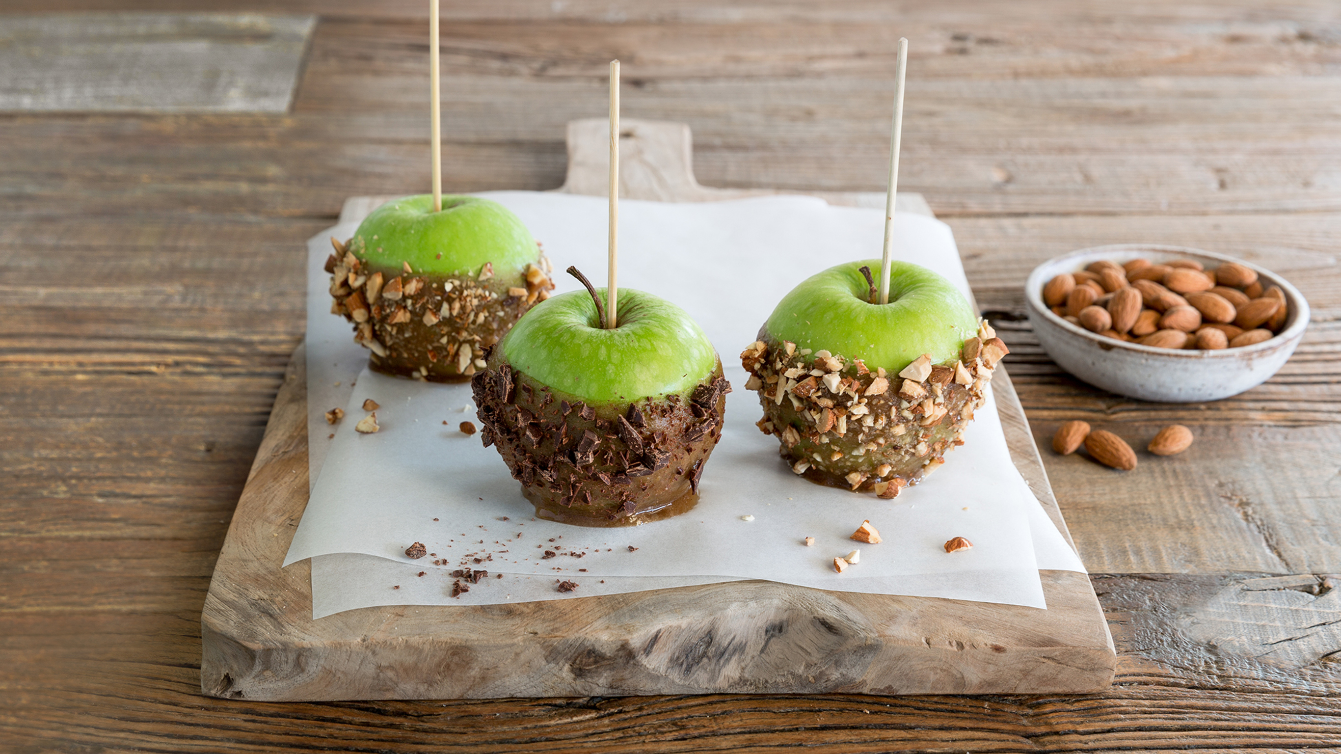 Dan's Date Toffee Candy Apples
