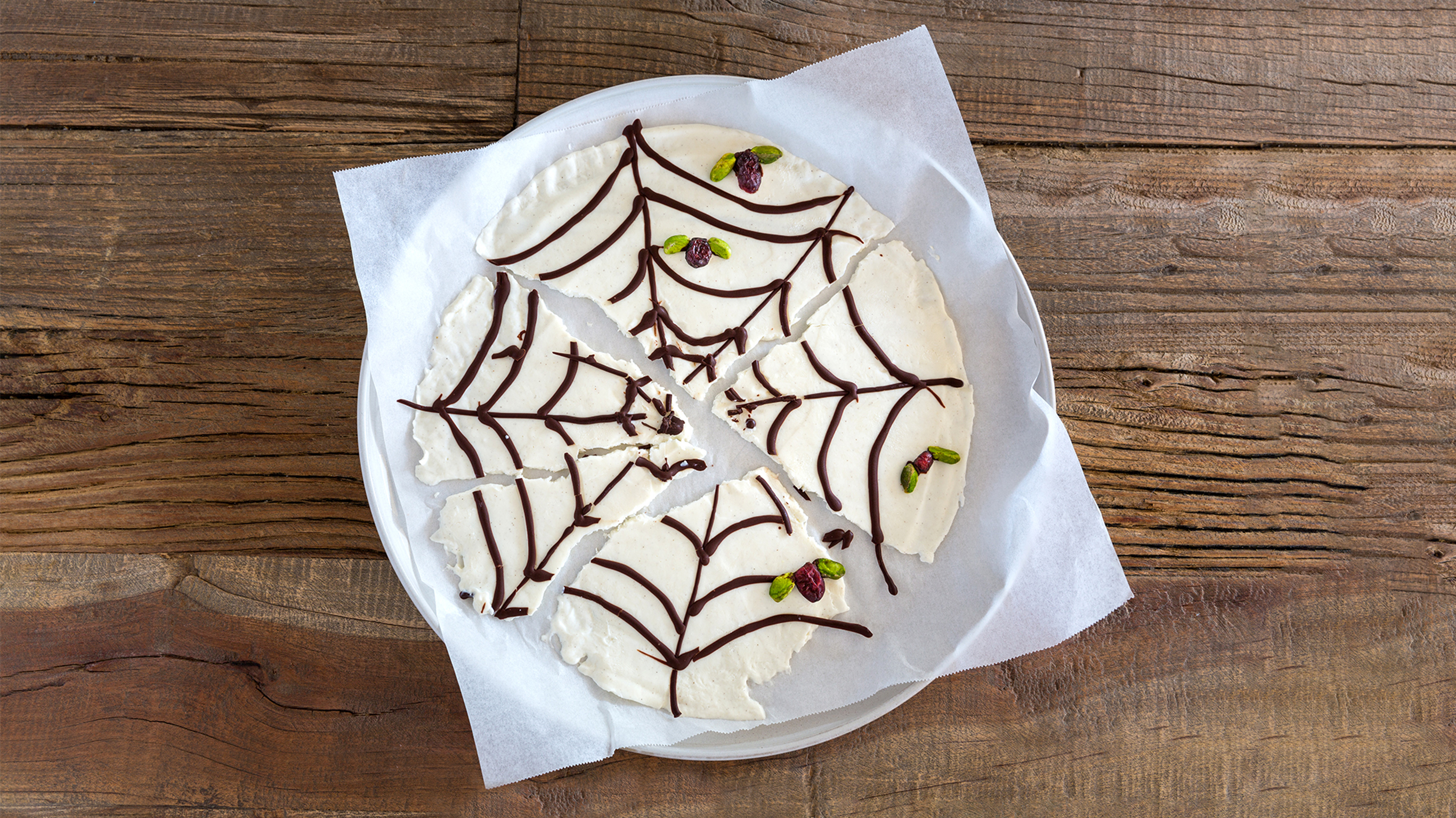 Dan's Cobweb Dark Chocolate Frozen Yogurt Bark