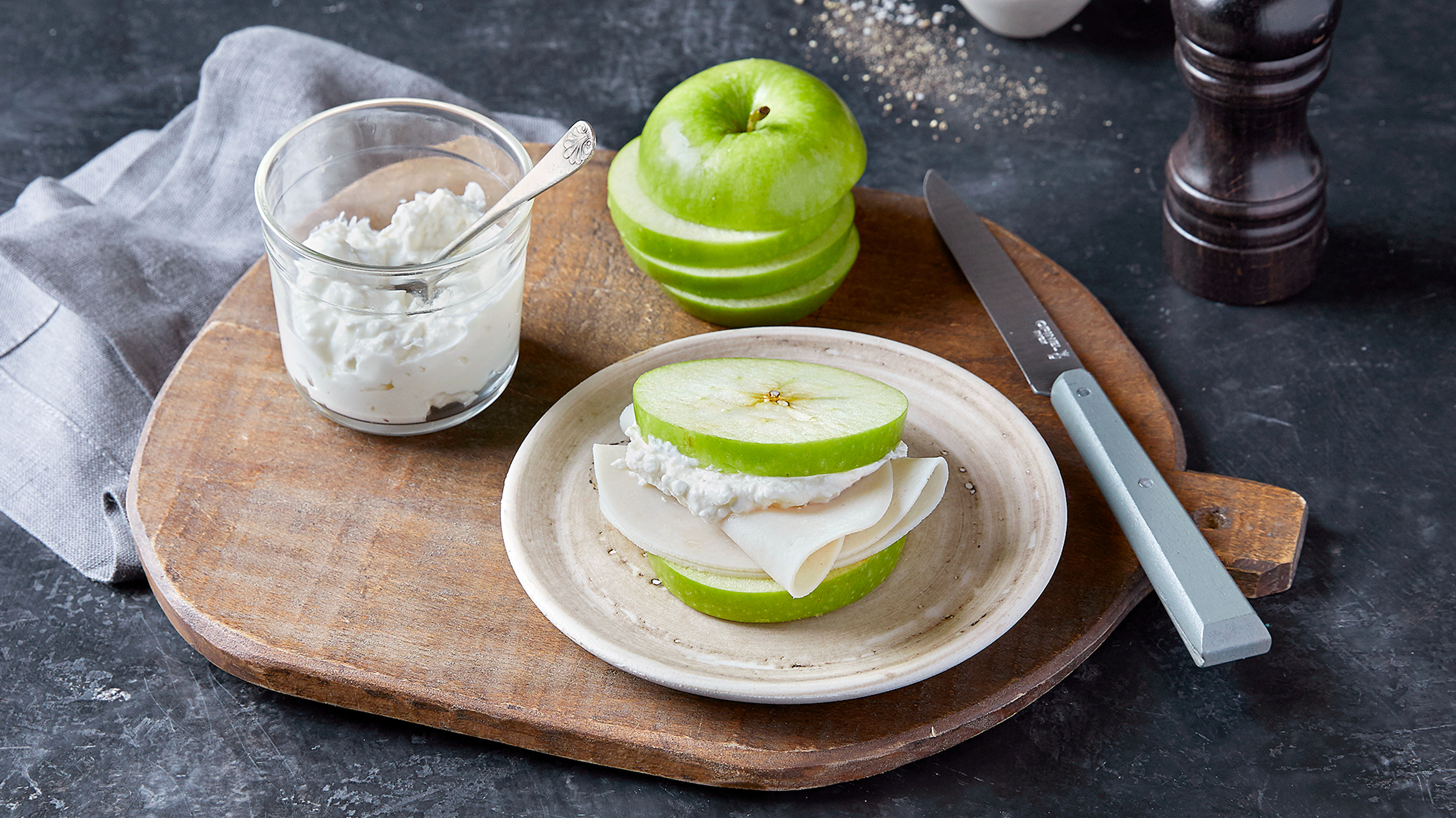 Turkey, Apple & Cottage Cheese
