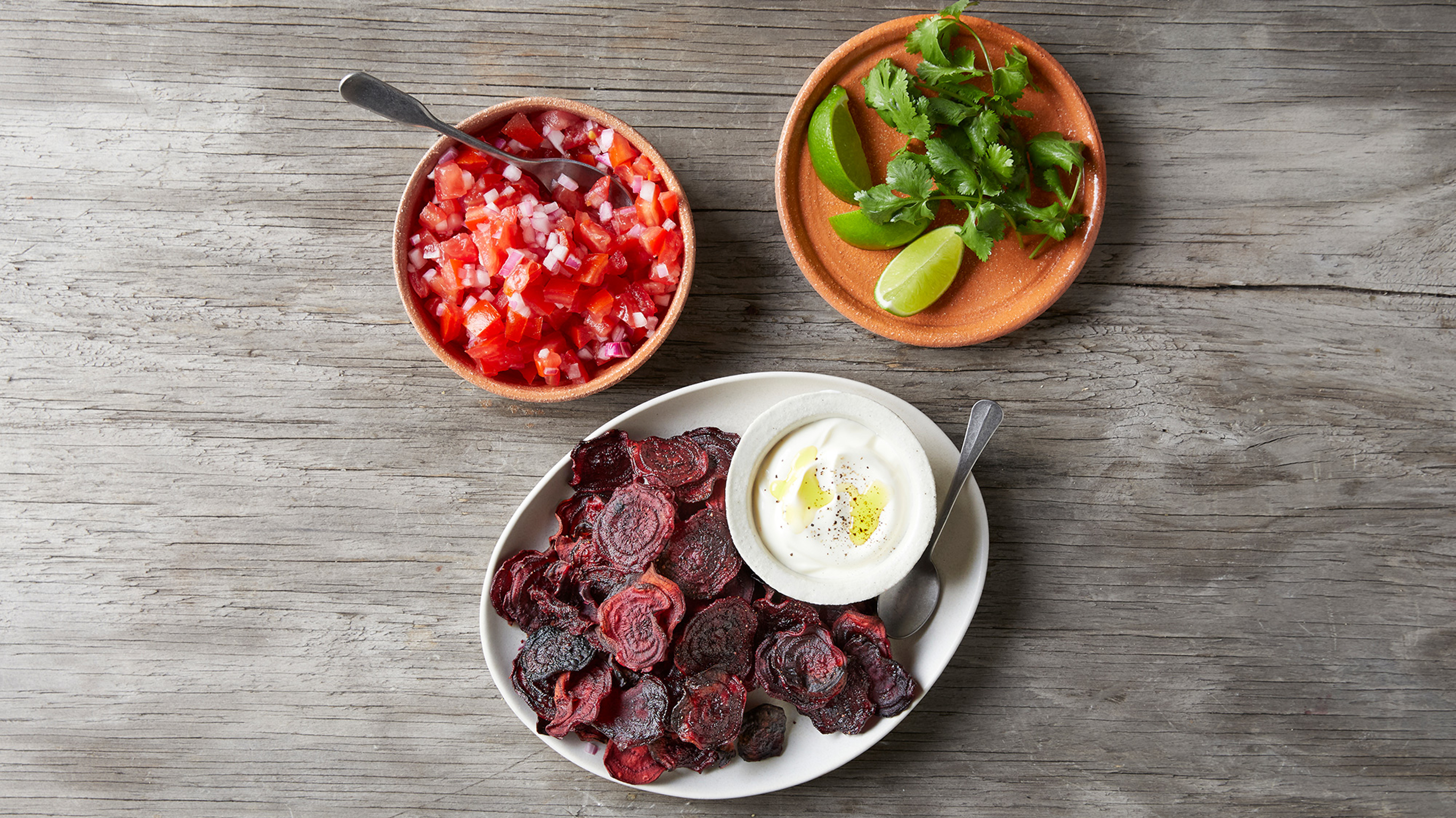 Fresh Tomato Salsa & Beetroot Chips