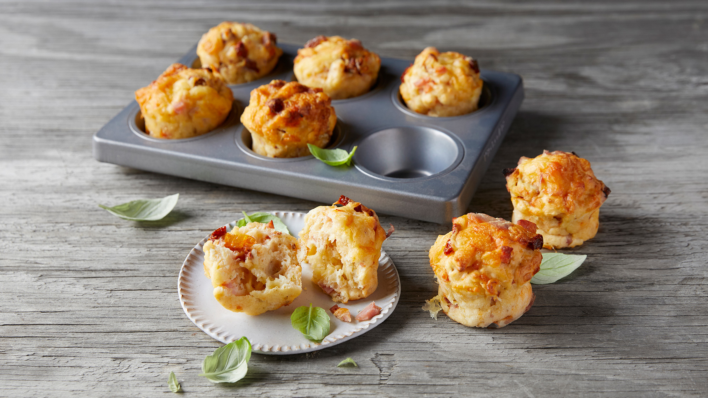 Pizza Muffins