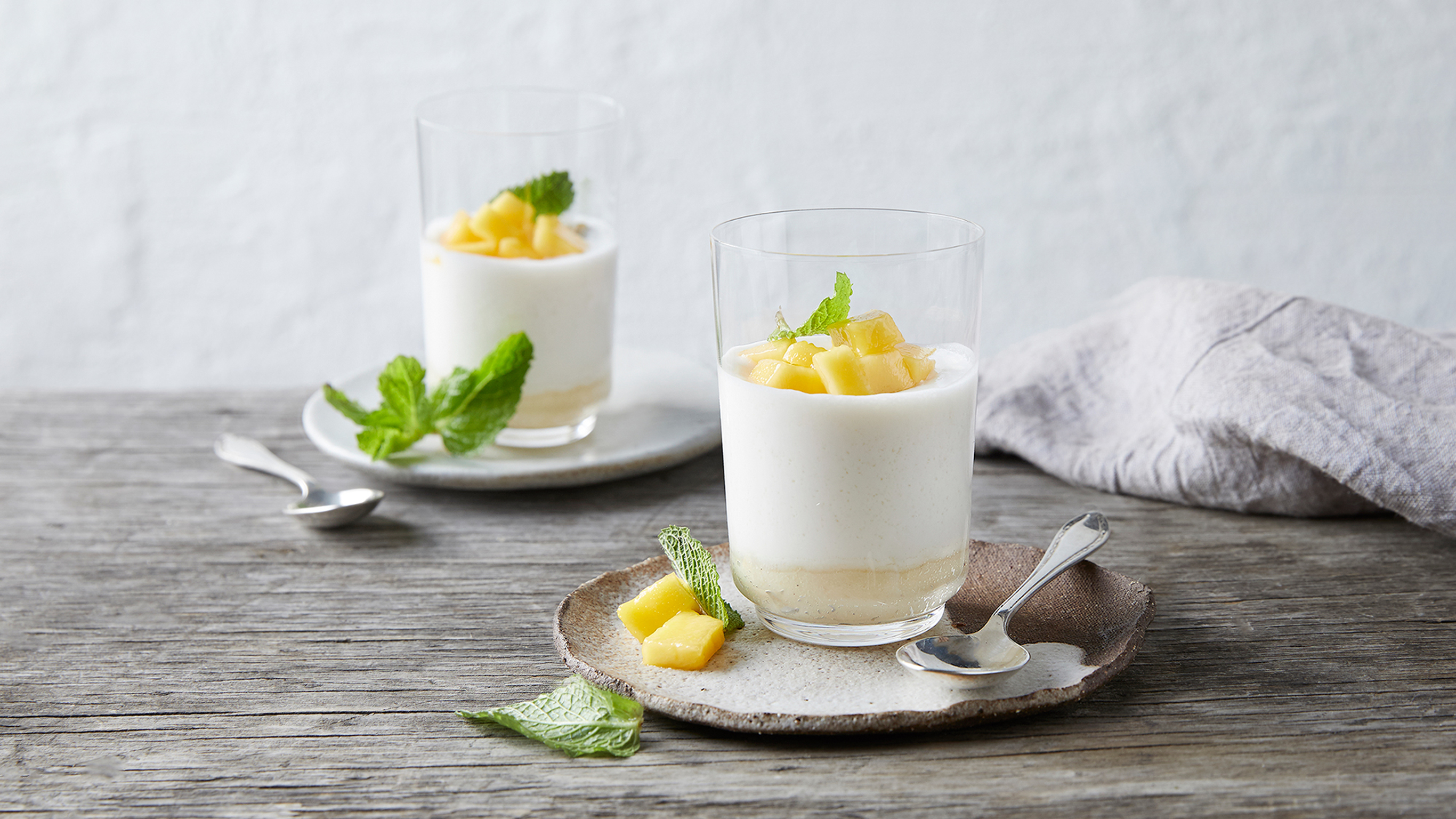 Coconut & Mango Cheesecake Parfait