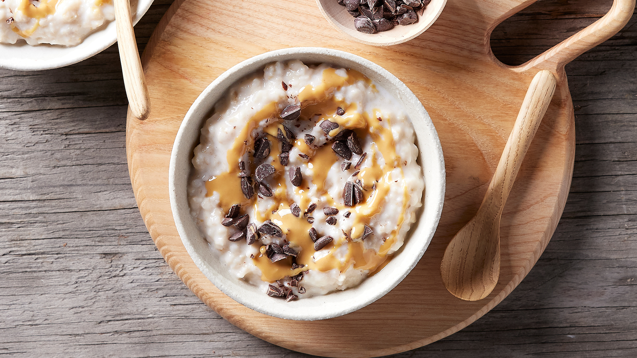 5-ingredient Choc Chip Protein Porridge