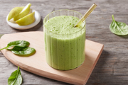 Pear & Lemon Green Smoothie
