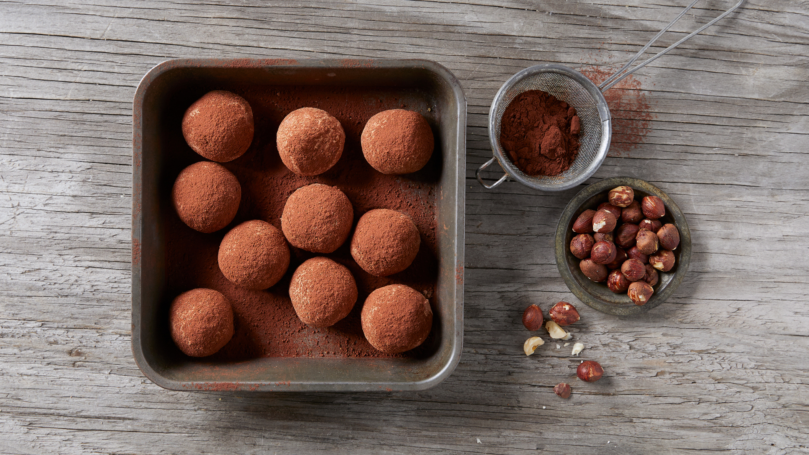 Choc Hazelnut Protein Balls