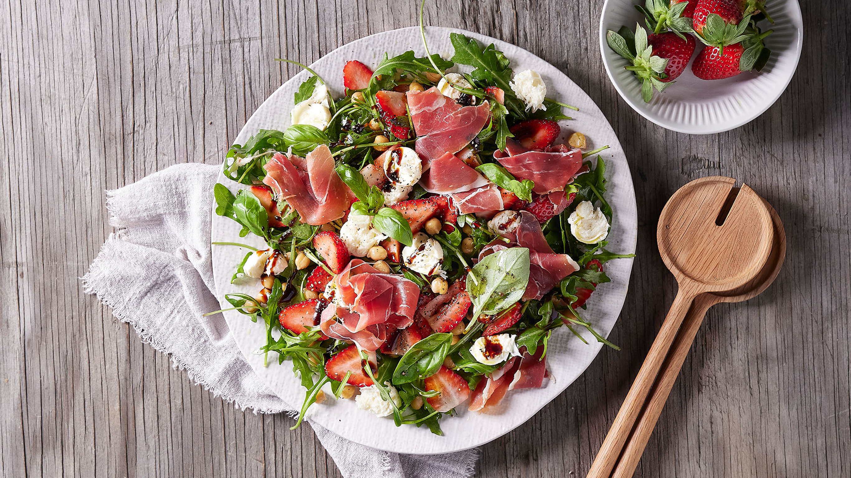 Caprese Salad with Prosciutto