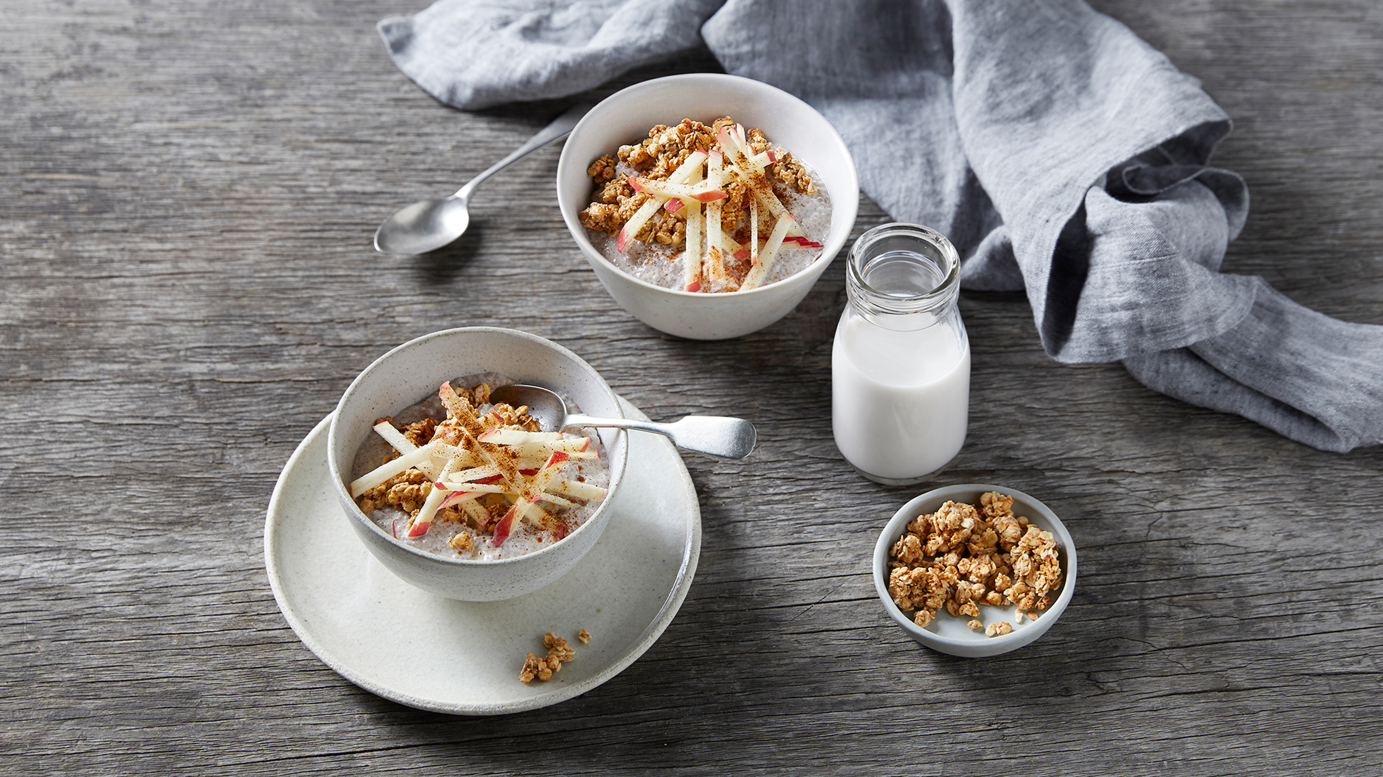 Spiced Apple Pie Chia Pudding