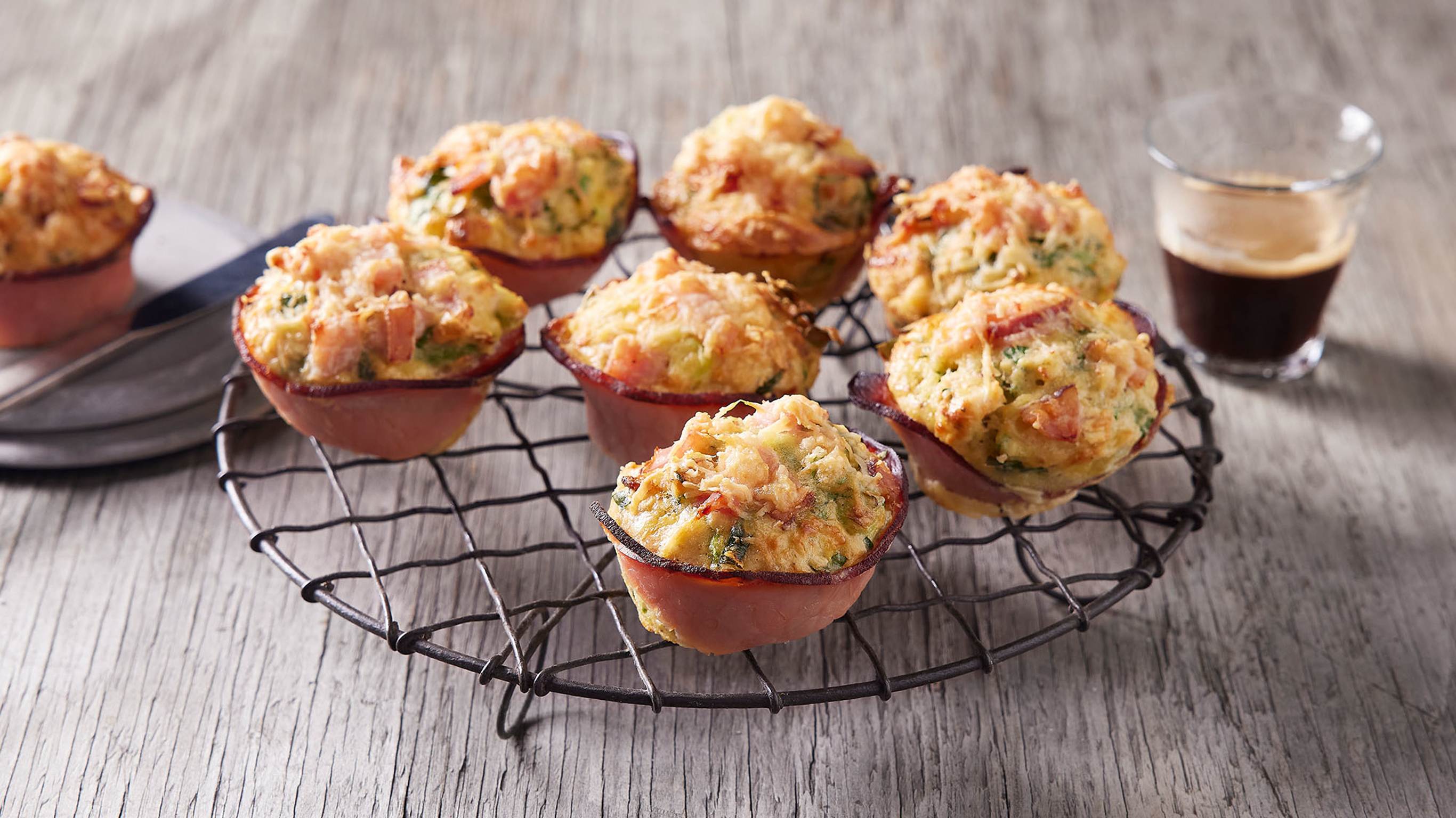 Spinach & Bacon Breakfast Muffins