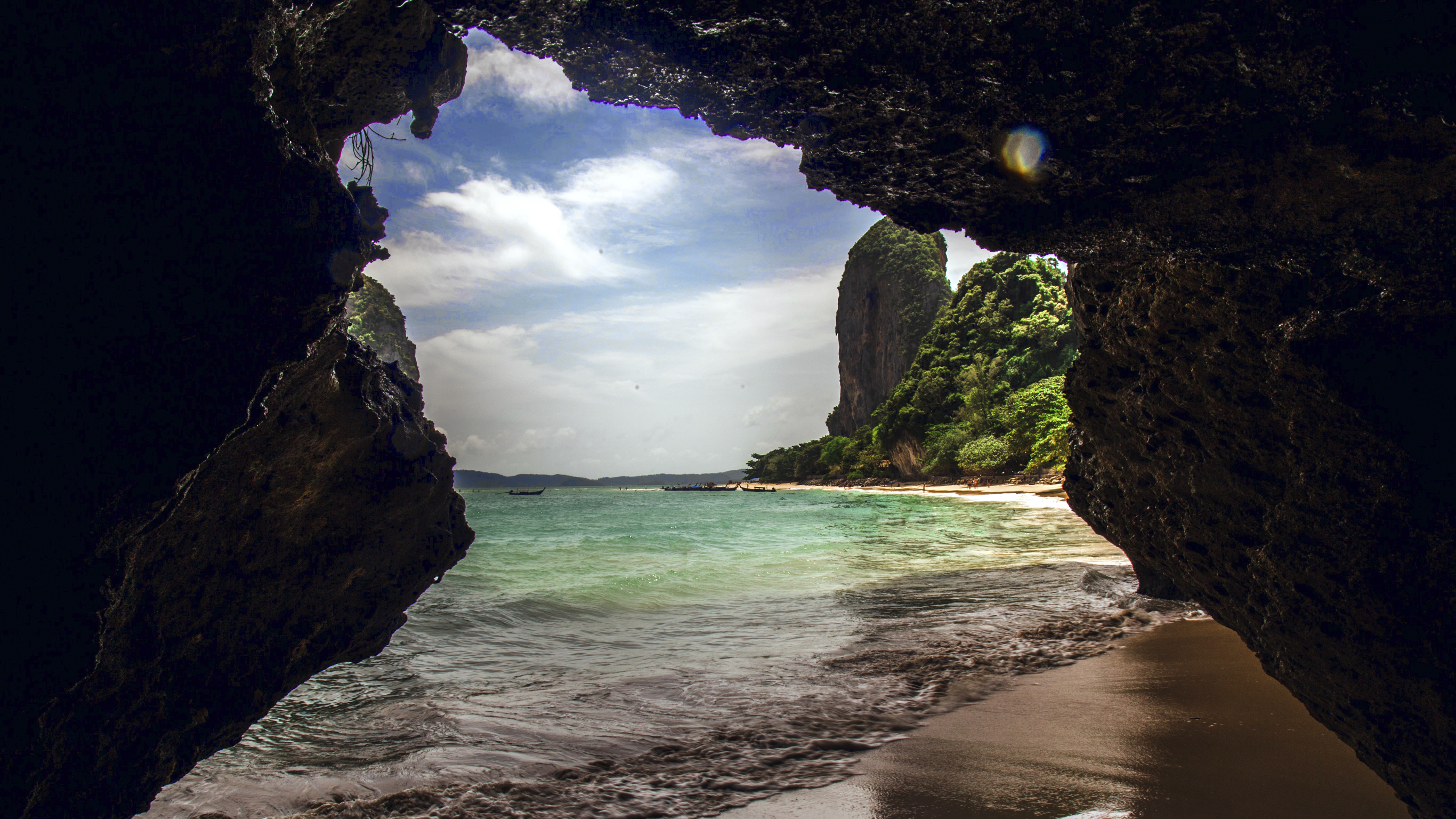 Most relaxing: Sleepy Beach Hideaway