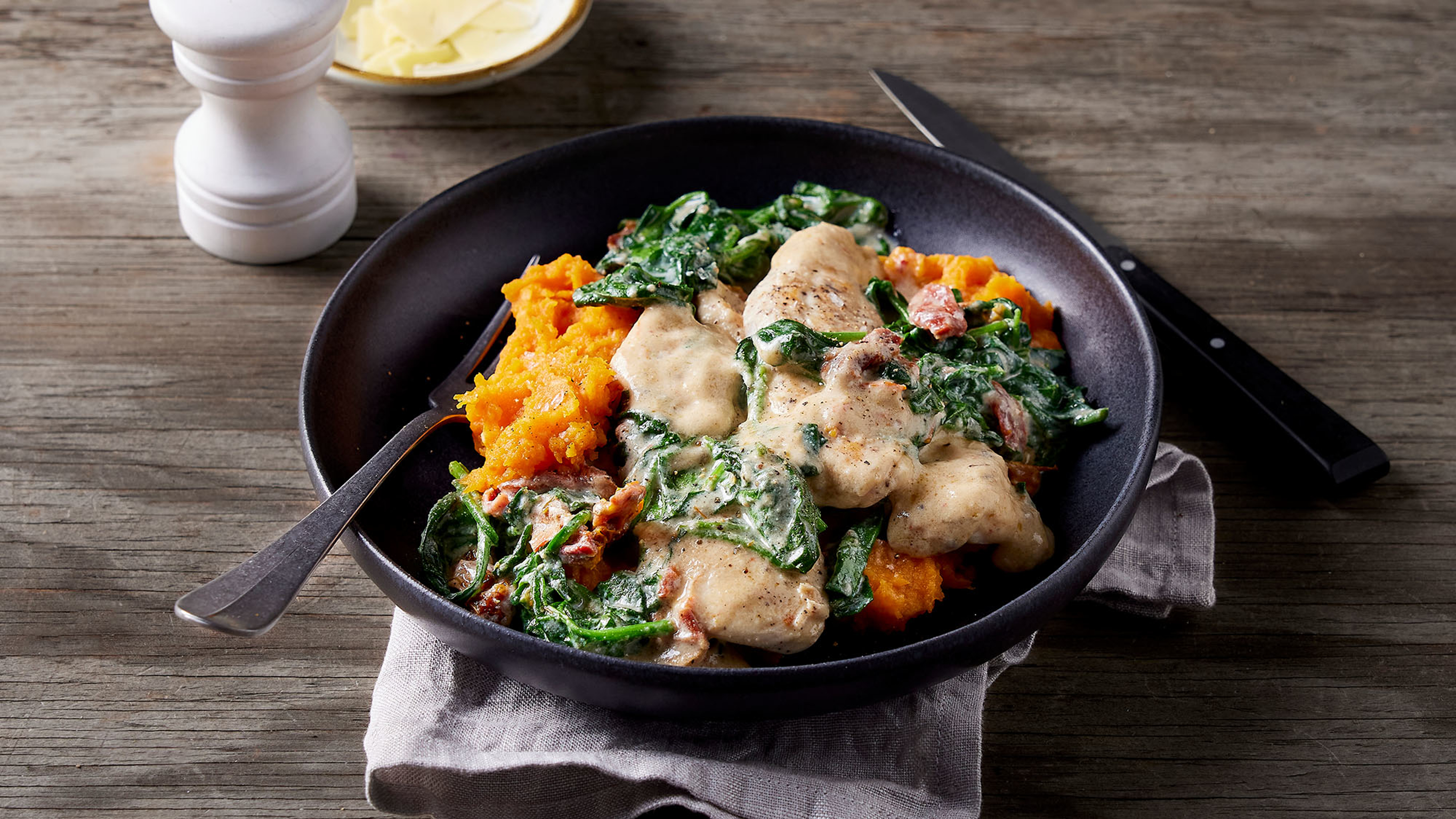 Low-carb Creamy Tuscan Chicken with Veggie Mash from the Centr meal plan.
