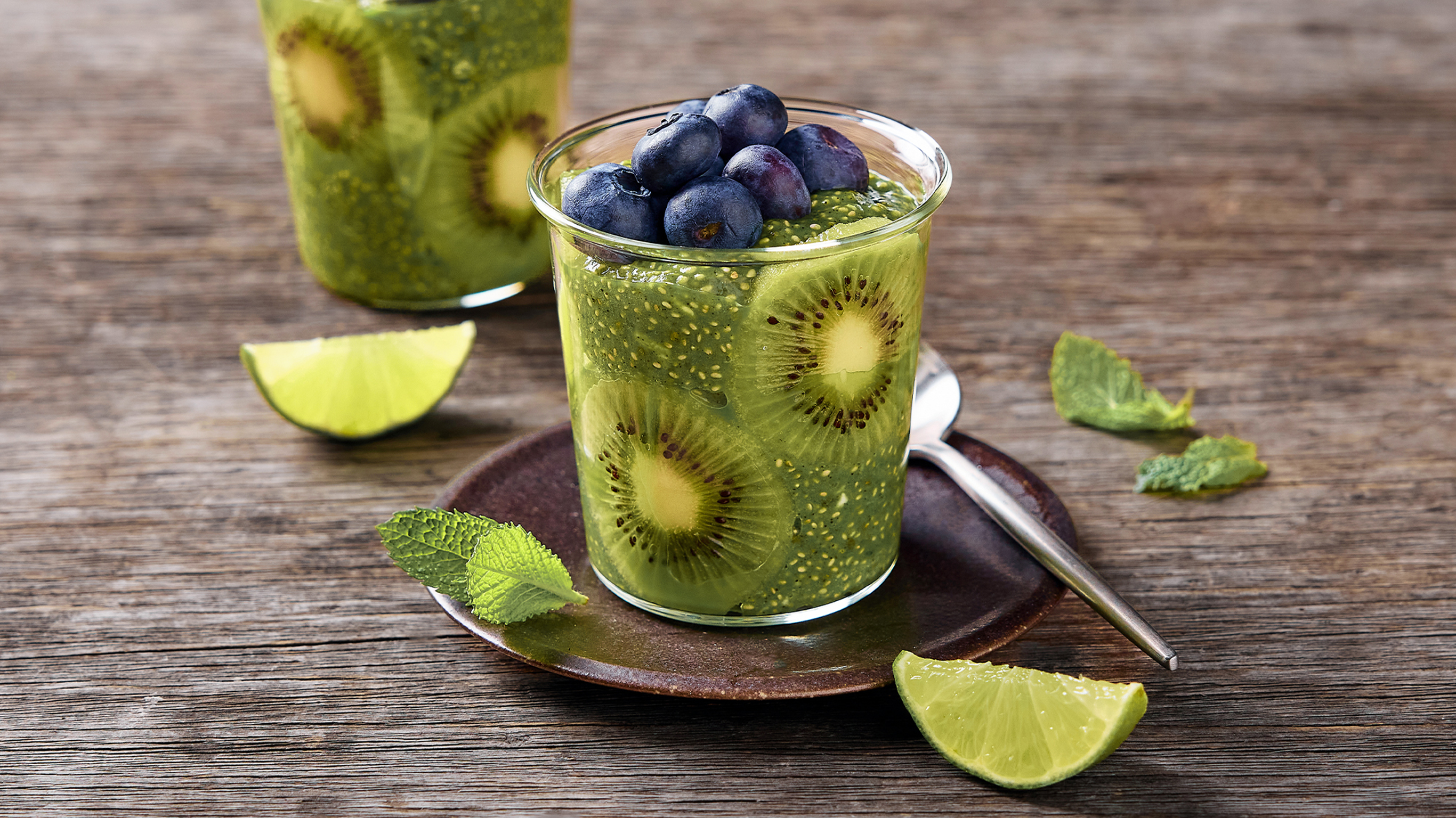 Kiwi Green Chia Pudding from the Centr recipe library.