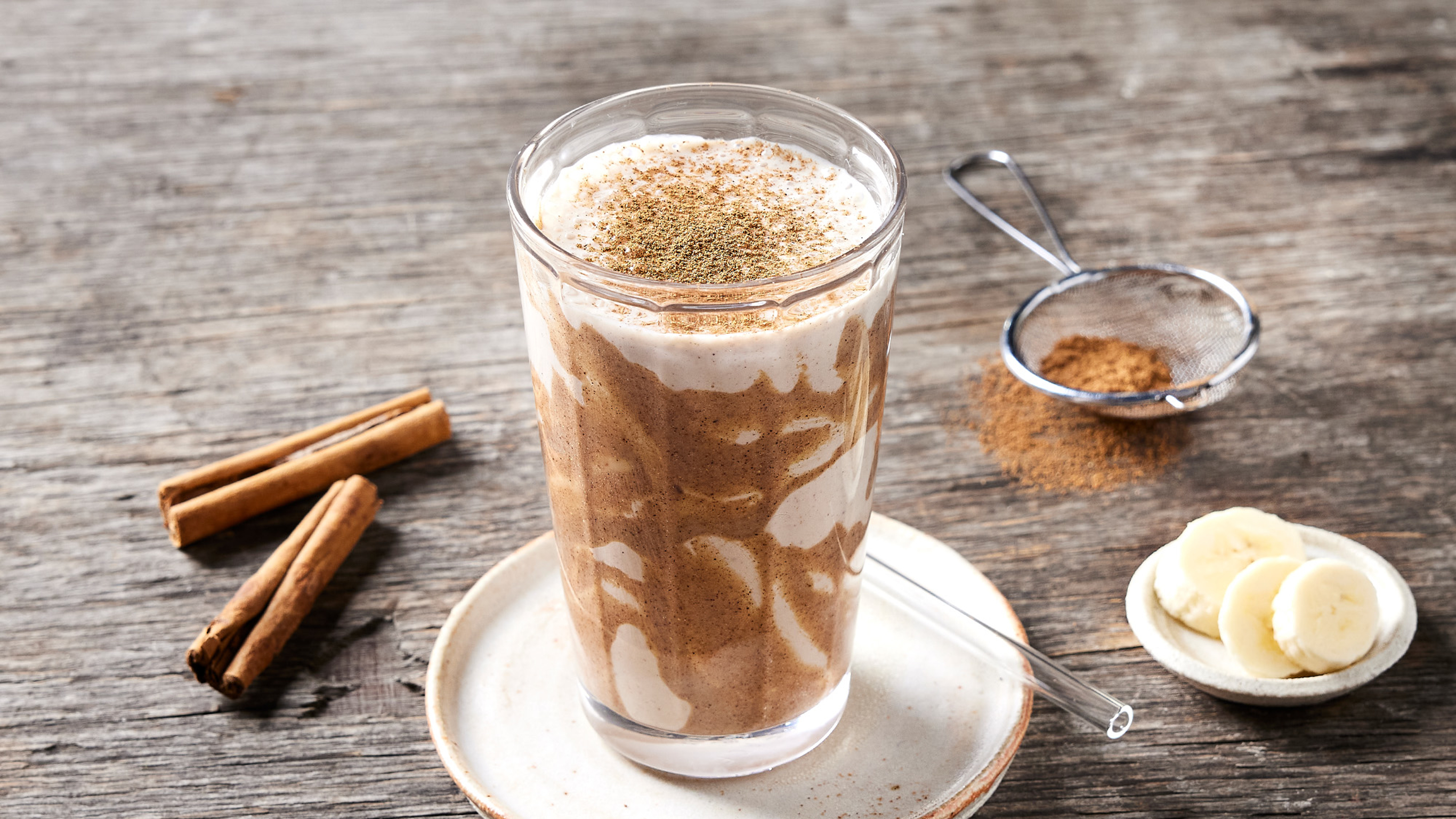 Banana Tahini Smoothie from the Centr meal library.