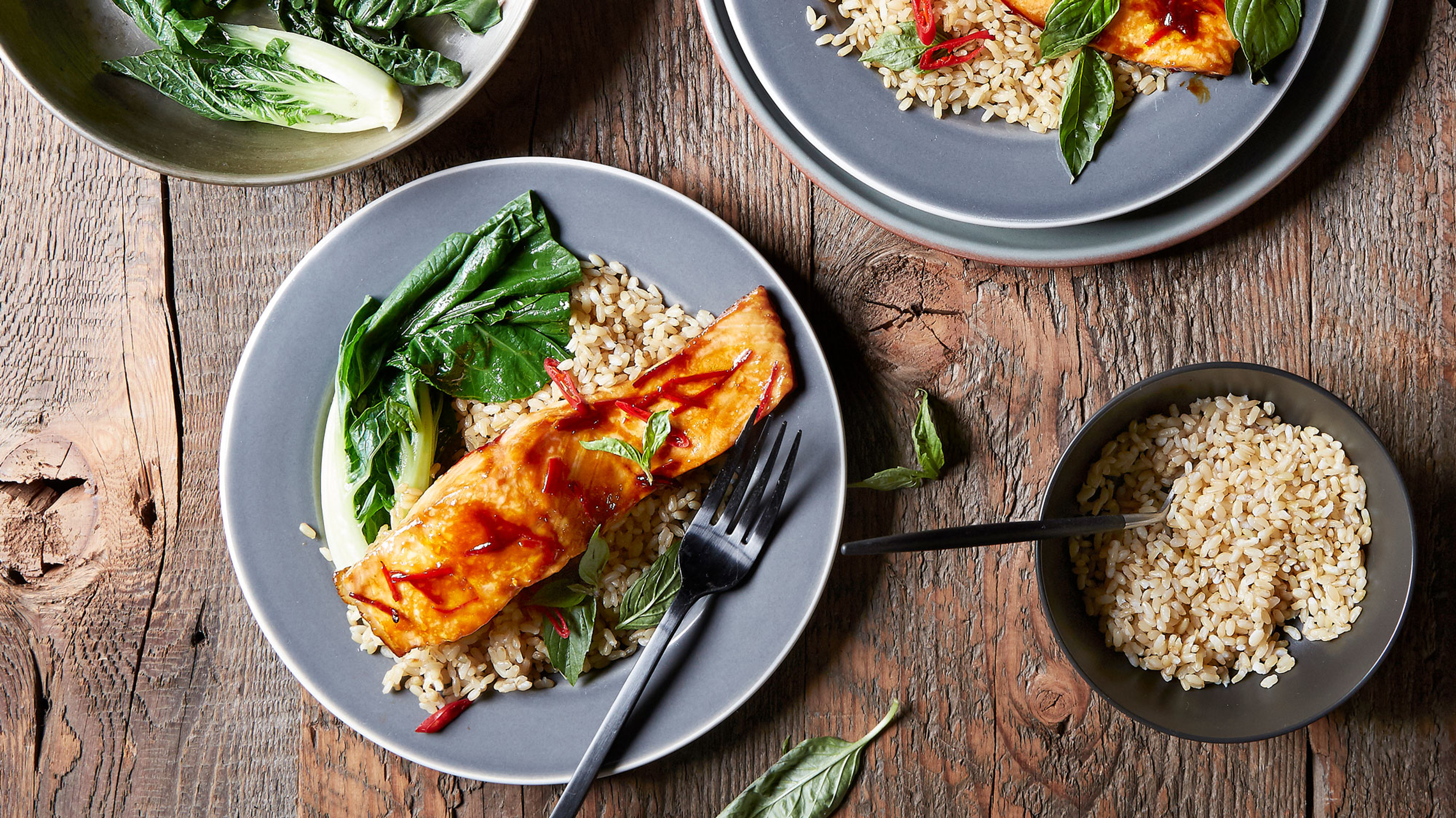 Baked chilli & basil salmon