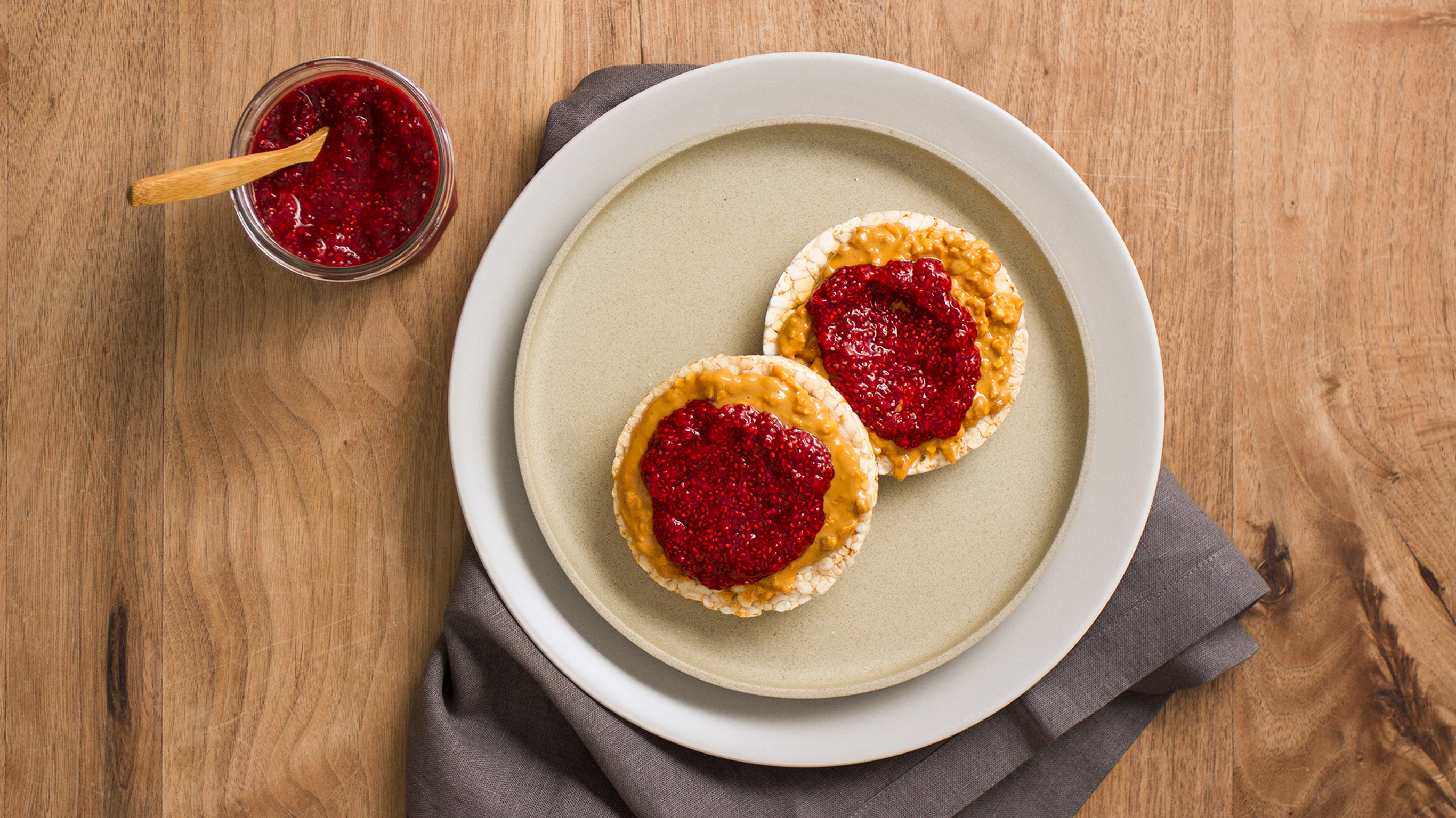 Peanut Butter Jelly on Rice Cakes from the Centr meal plan.