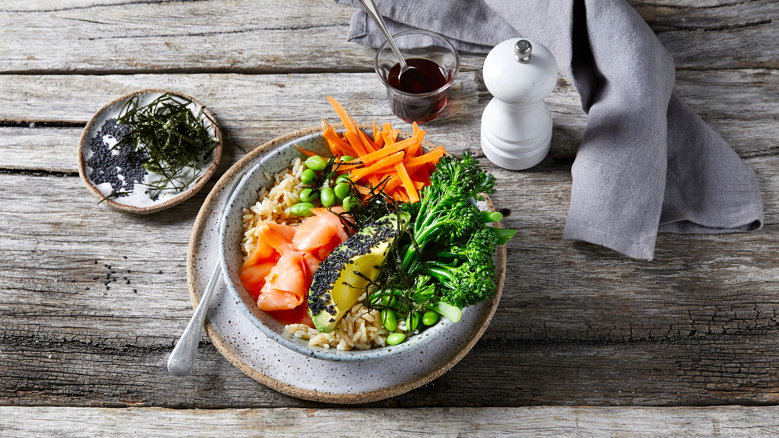 Sergio Perera's Salmon Sushi Bowl from Centr's recipe library.