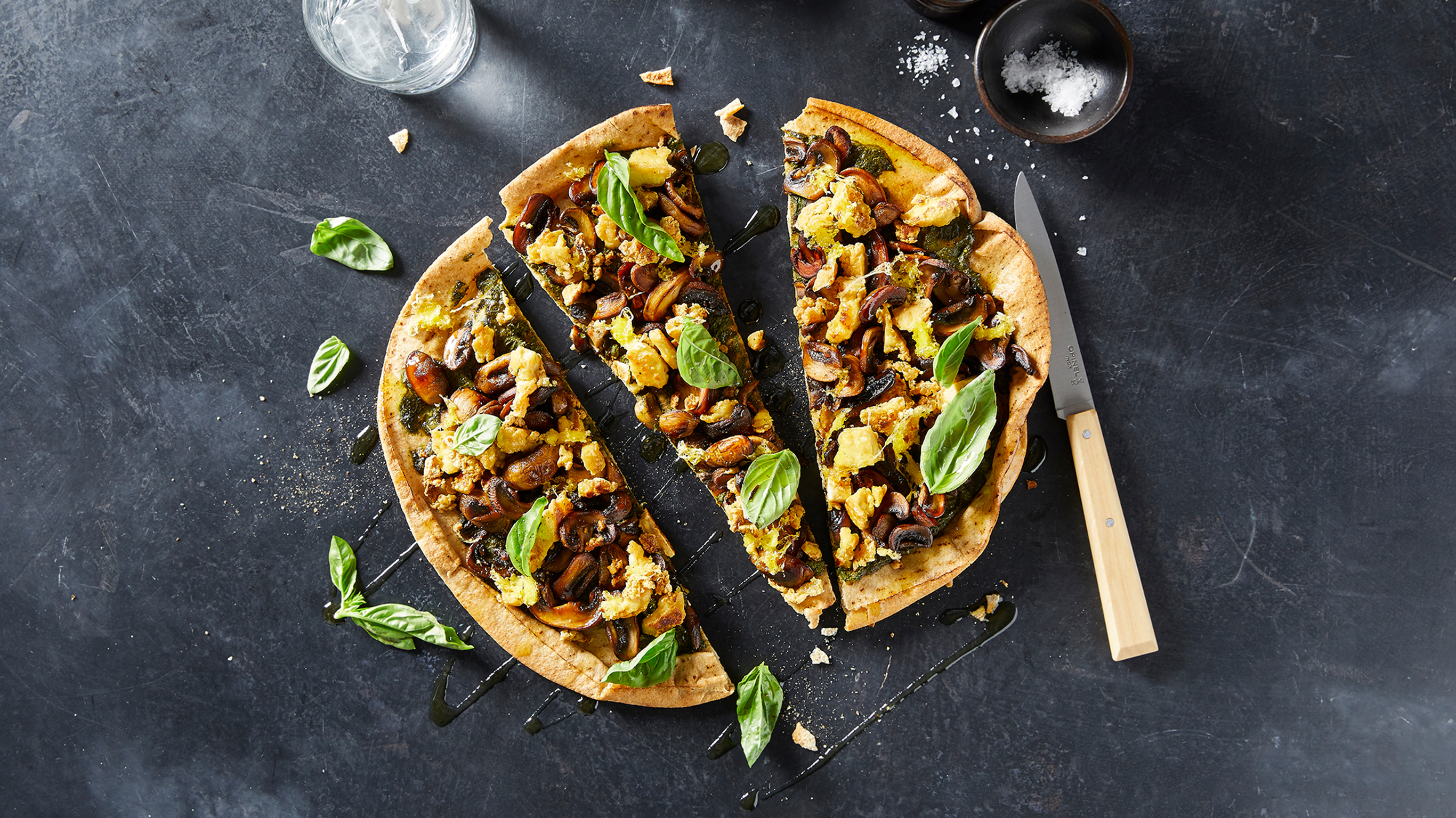 Pesto & Mushroom Pita Pizza